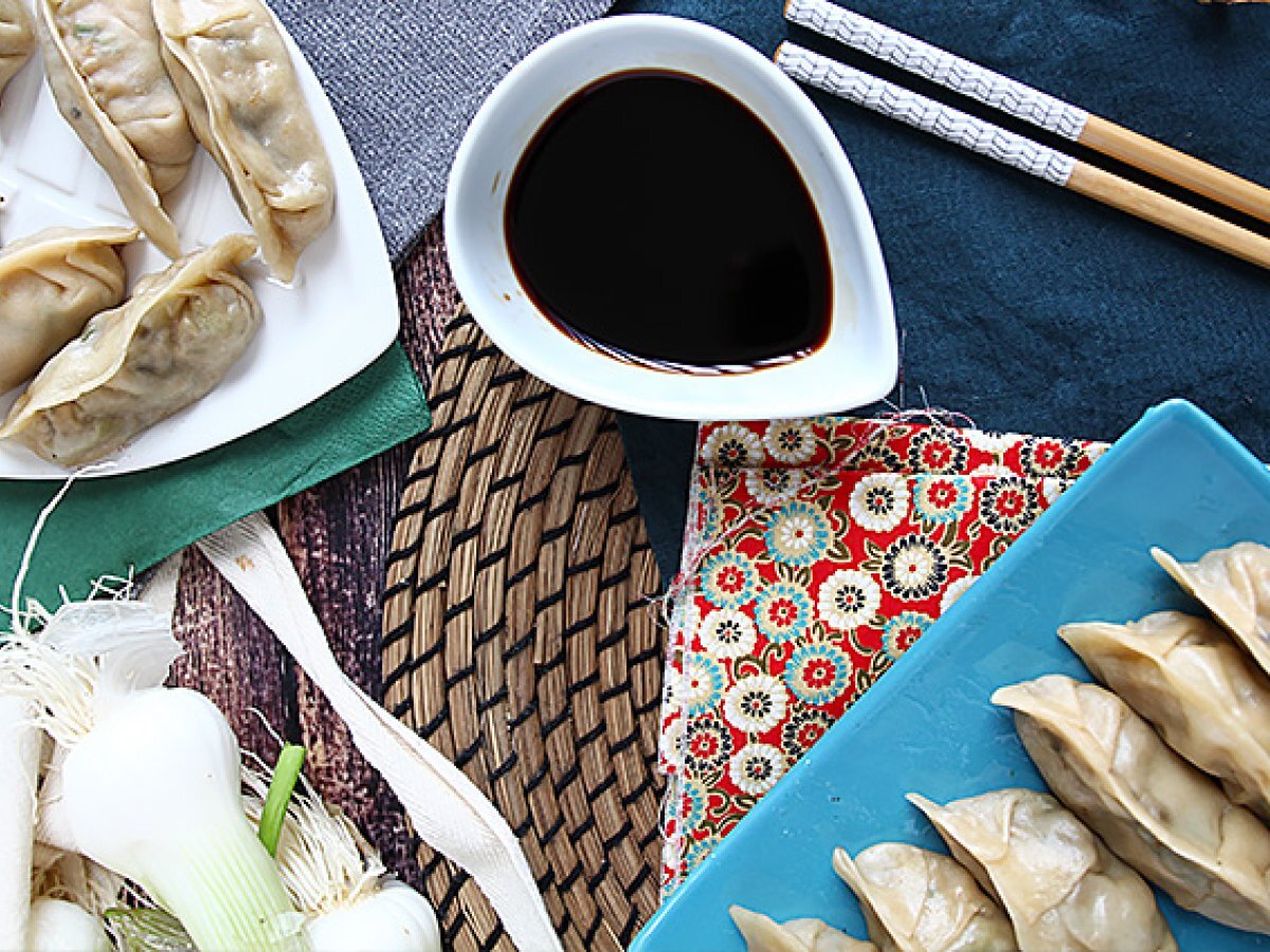 Gyozas med kylling, gulerødder og svampe - foto 3