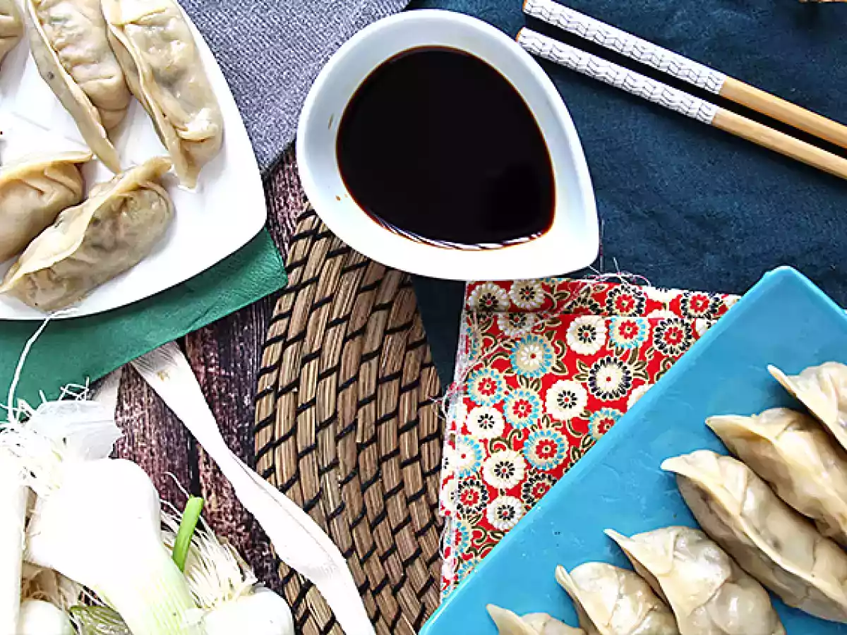 Gyozas med kylling, gulerødder og svampe - foto 3