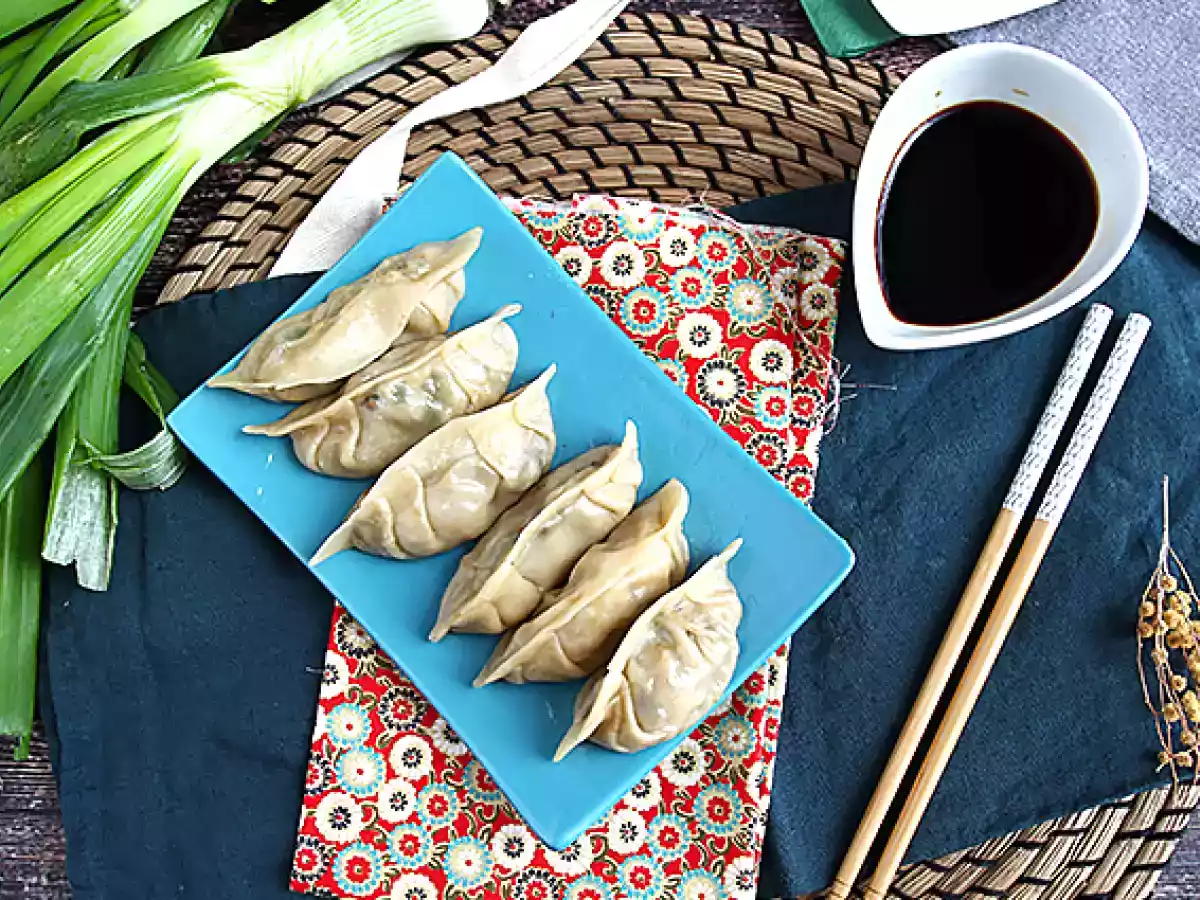 Gyozas med kylling, gulerødder og svampe - foto 6