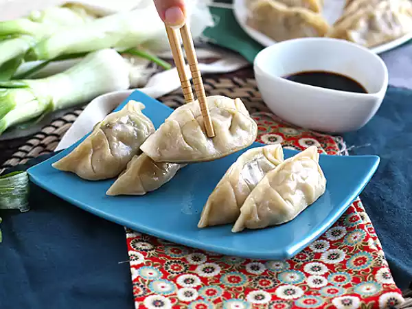Opskrift Gyozas med kylling, gulerødder og svampe
