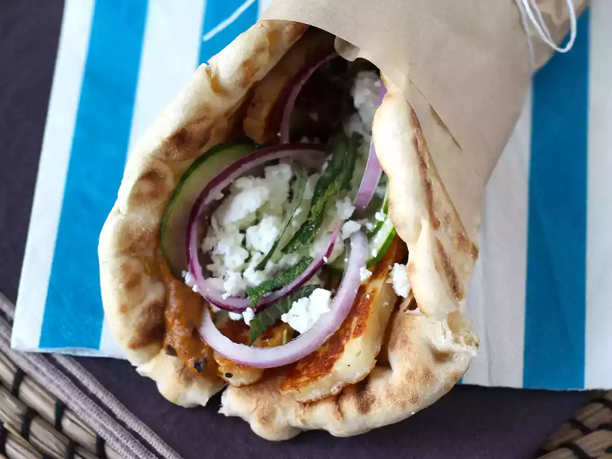 Gyros med halloumi, en vegetarisk version af den græske sandwich! - foto 3