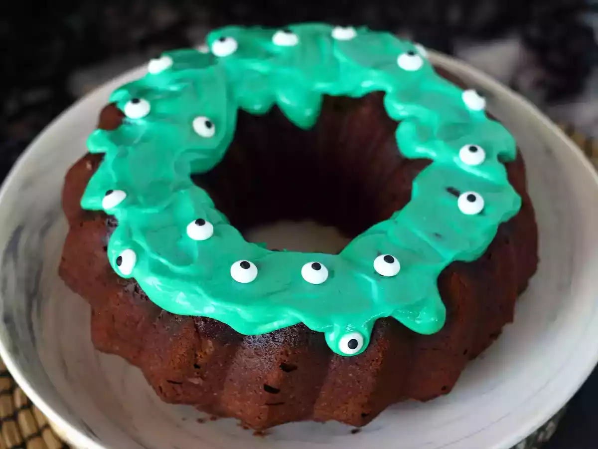 Halloween Bundt-kage, den lækre chokoladebundt-kage - foto 2