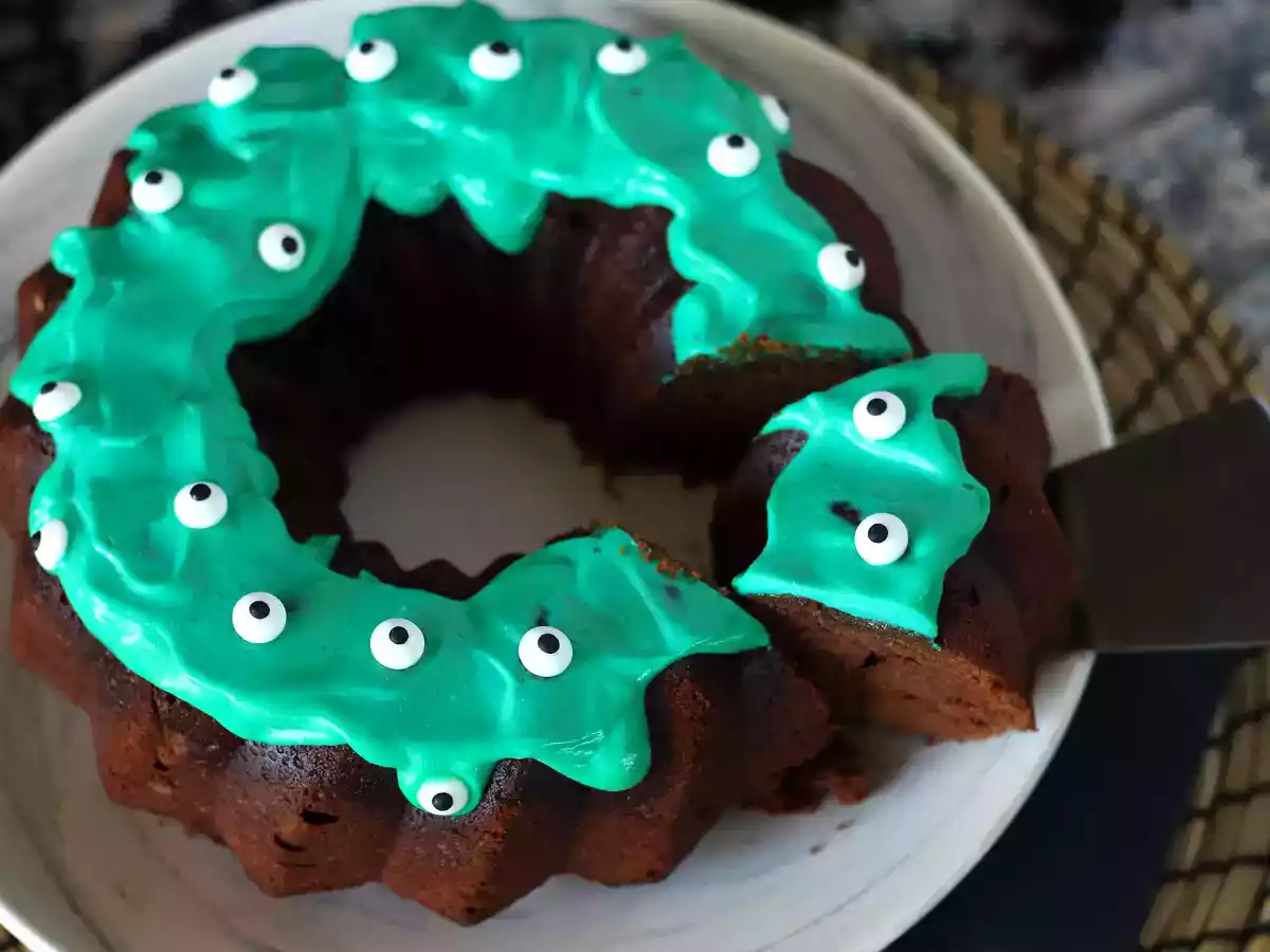 Halloween Bundt-kage, den lækre chokoladebundt-kage - foto 5