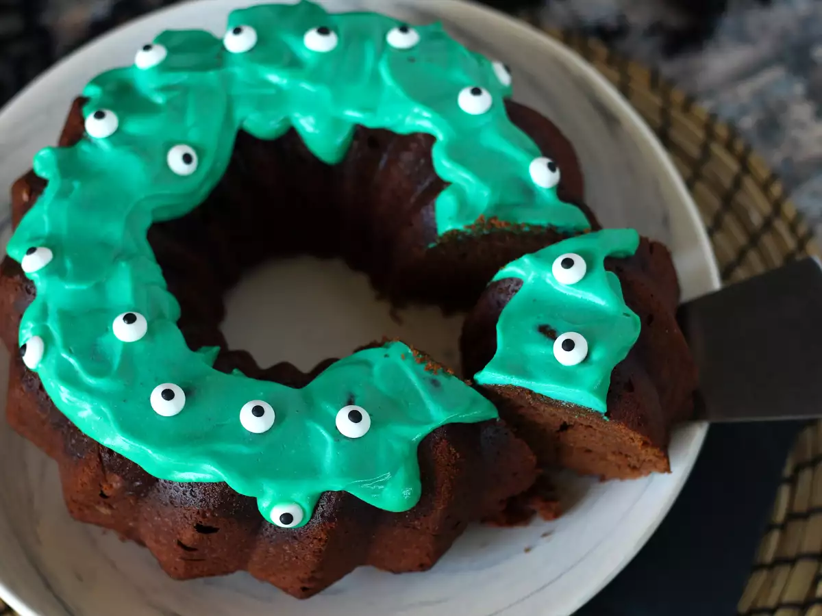 Halloween-bundtkage med en djævelsk lækker glasur - foto 5