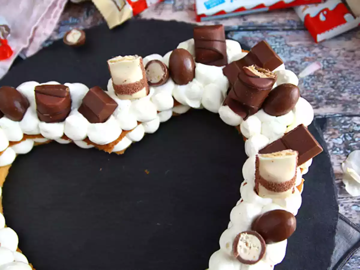 Heart cake au Kinder - Kinder-hjertekage til Valentinsdag - foto 3