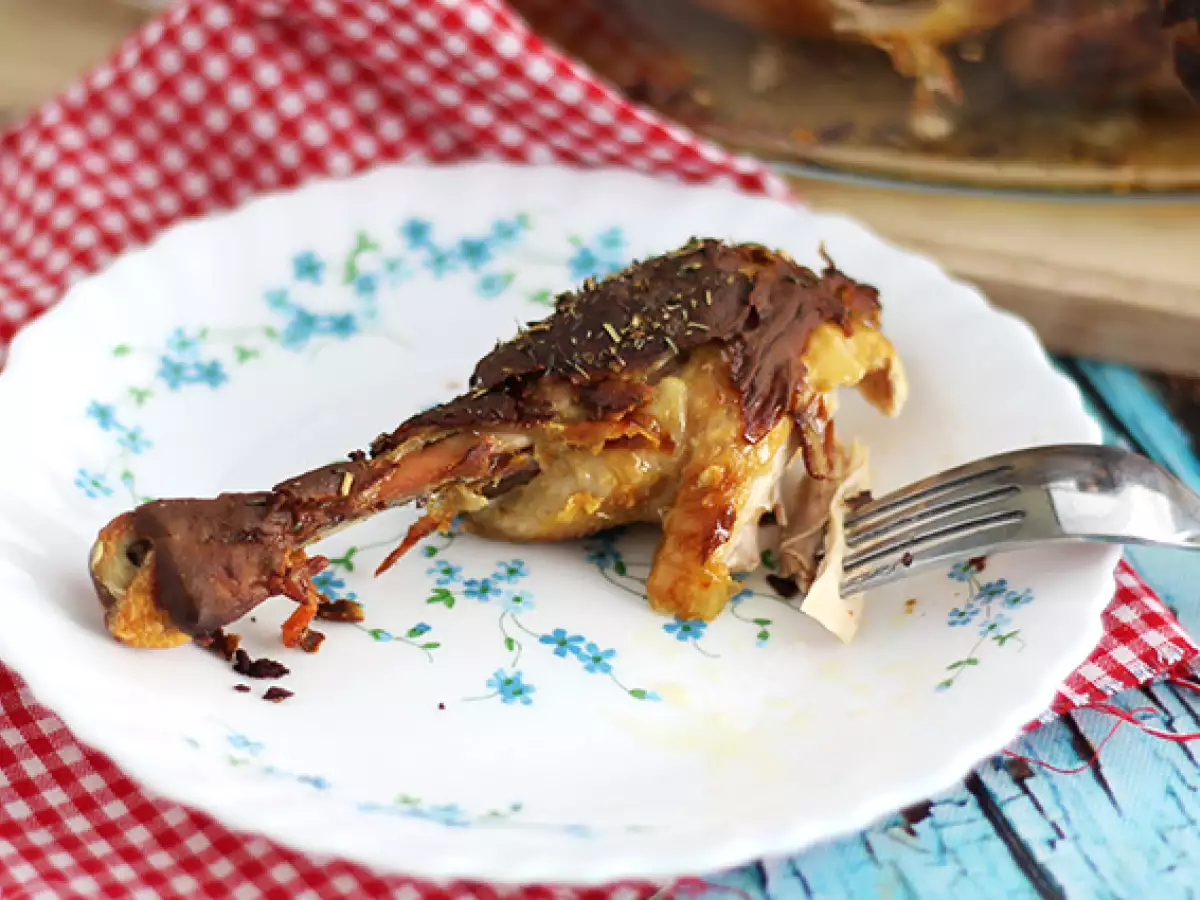 Hel kylling med sennepskorpe og herbes de Provence - foto 3