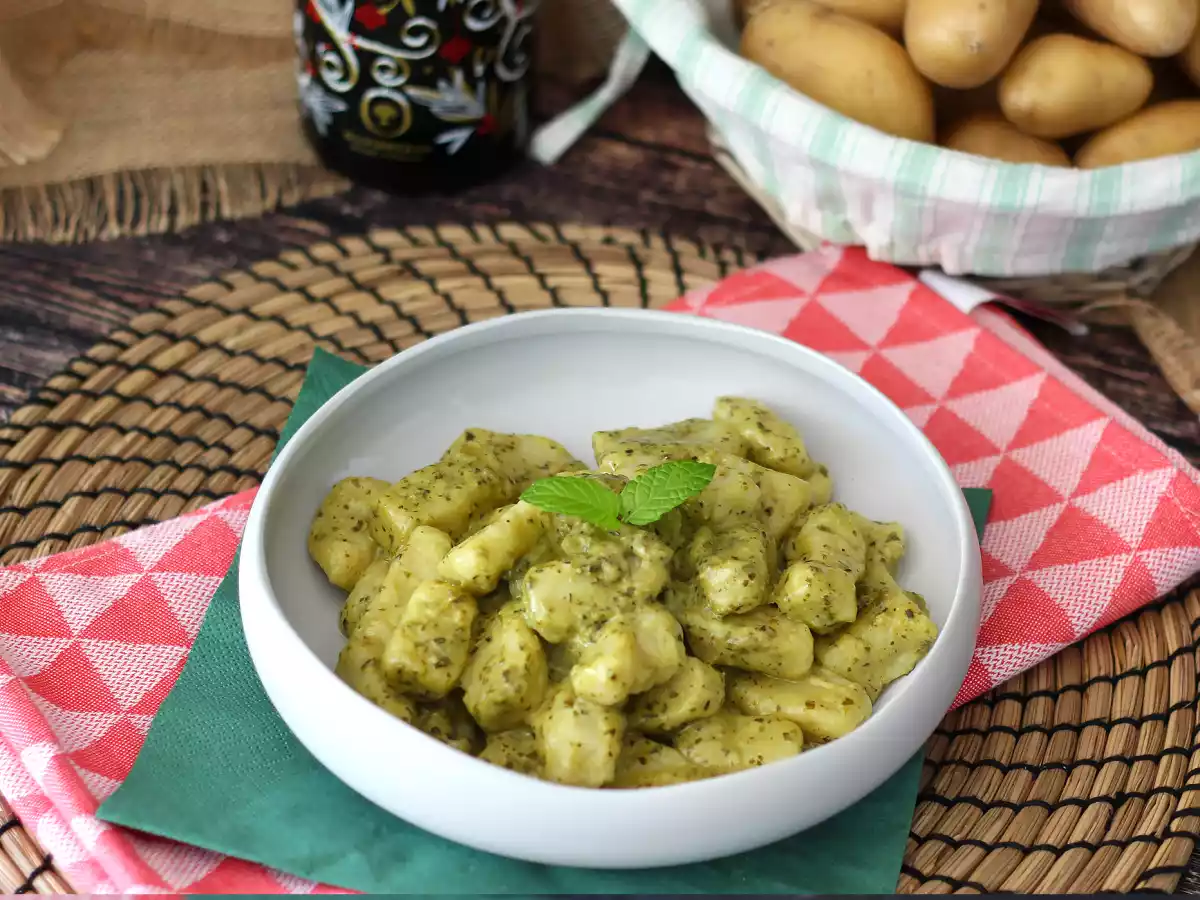Hjemmelavede kartoffelgnocchi med pesto - foto 3