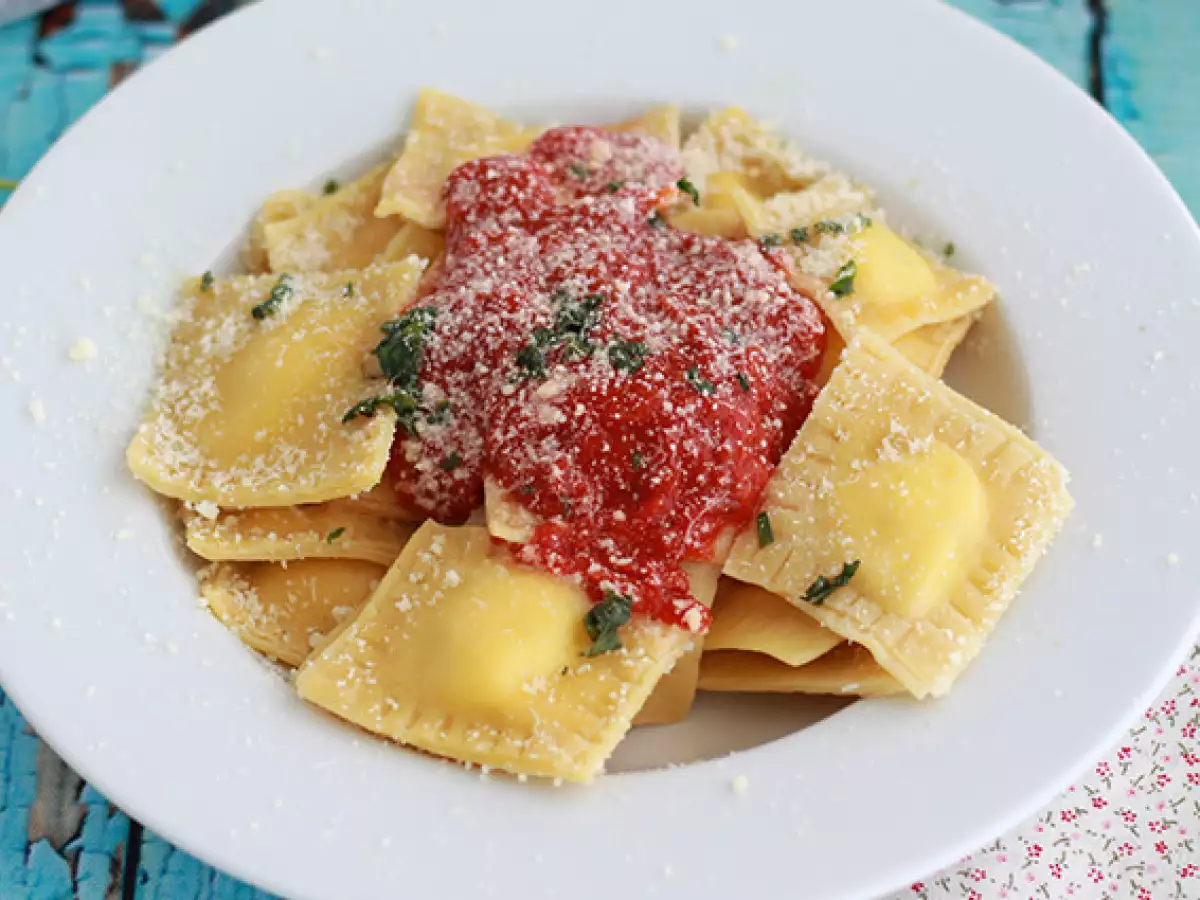 Hjemmelavede ravioli med ricotta – opskrift trin for trin