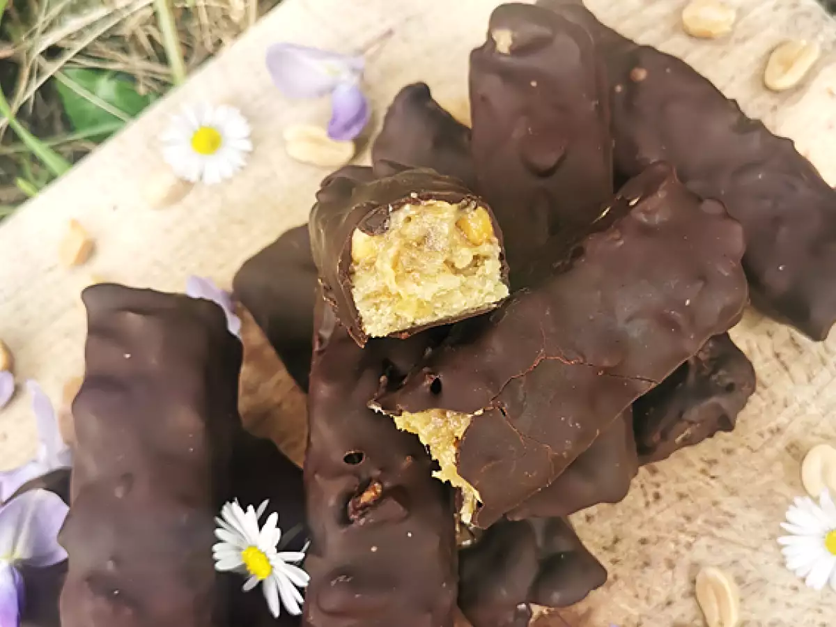 Hjemmelavede veganske og glutenfri Snickers