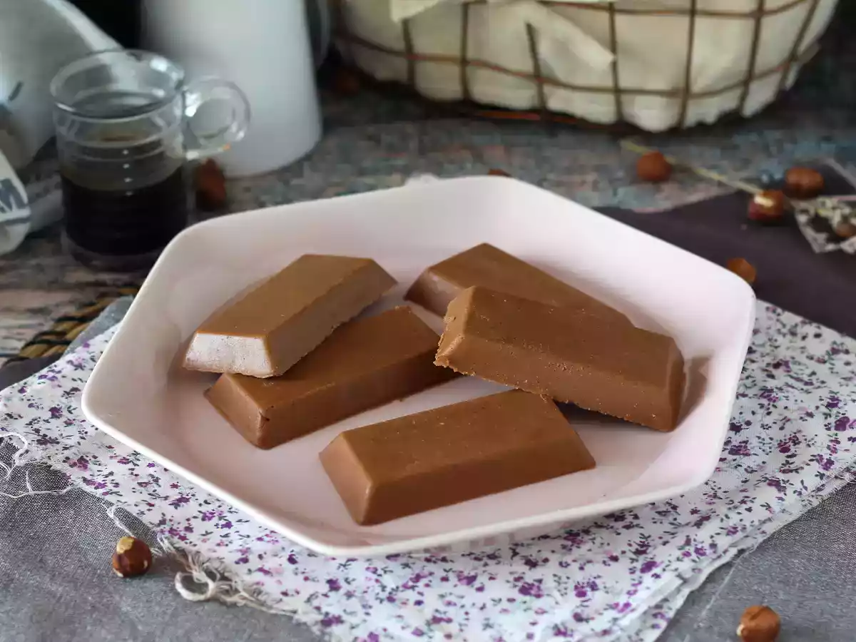Hjemmelavet gianduja, en supernem italiensk opskrift, der er perfekt til kaffe!