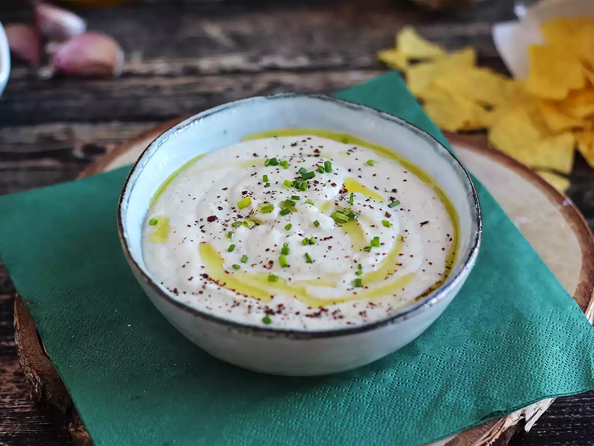 Hummus med hvide bønner og kokosmælk - foto 3