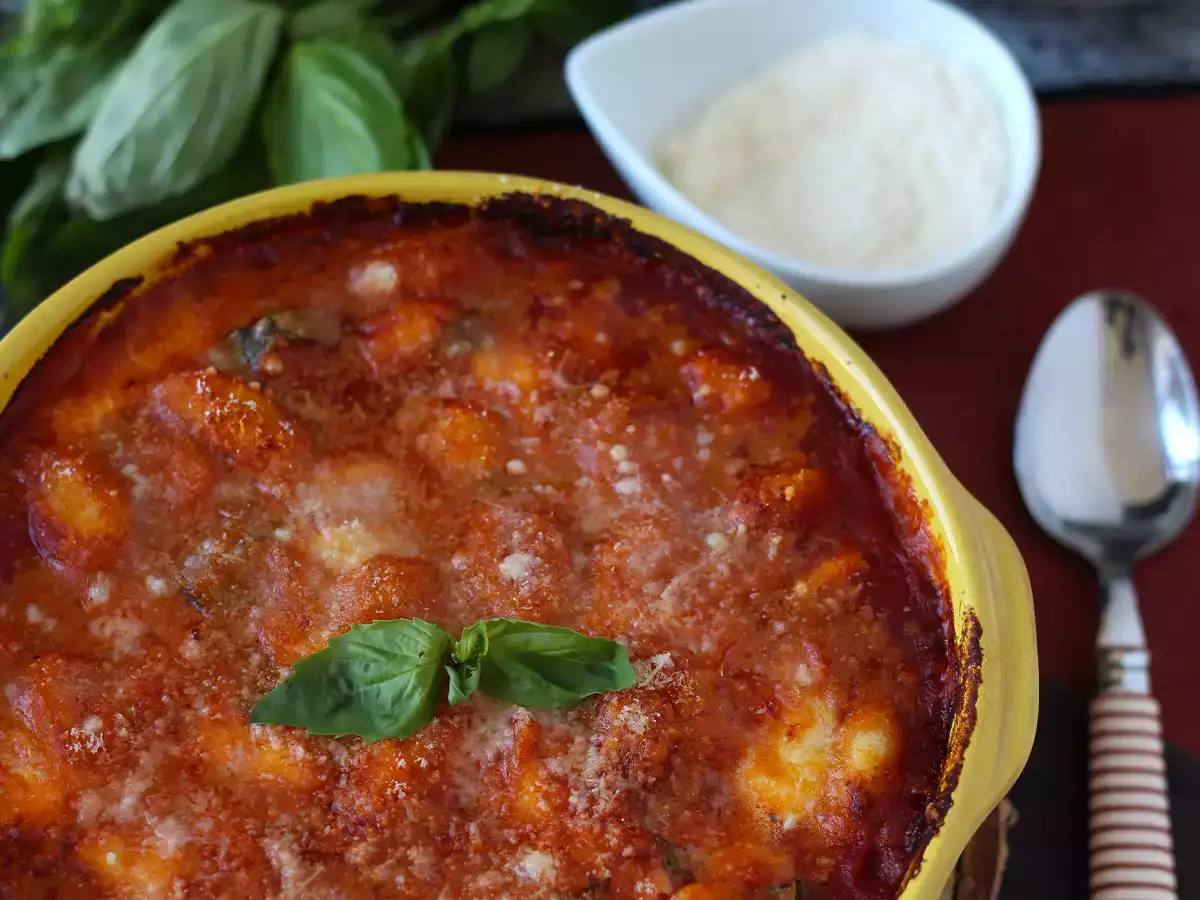 Hurtig og varmende gnocchi-gratin med tomat og mozzarella – gnocchi alla sorrentina i ovn - foto 3