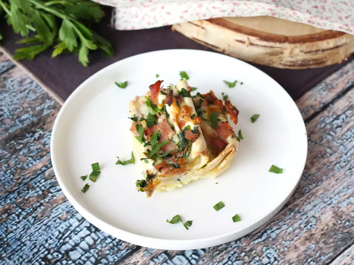 Hvad kan man lave med tortillas? Skinke-, spinat- og mozzarellagratin i crinkle cake-stil - foto 4
