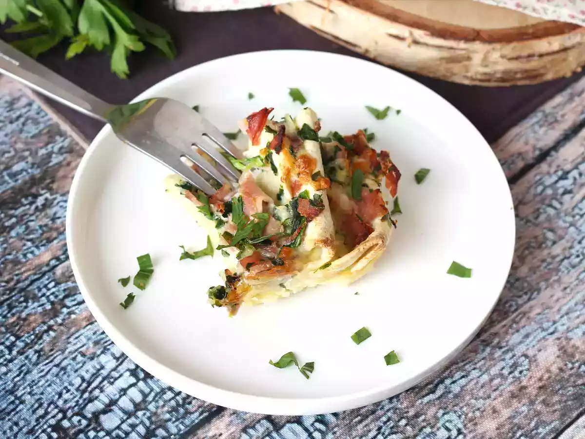 Hvad man kan gøre med tortillas Skinke-, spinat- og mozzarellagratin i kransekagestil - foto 2