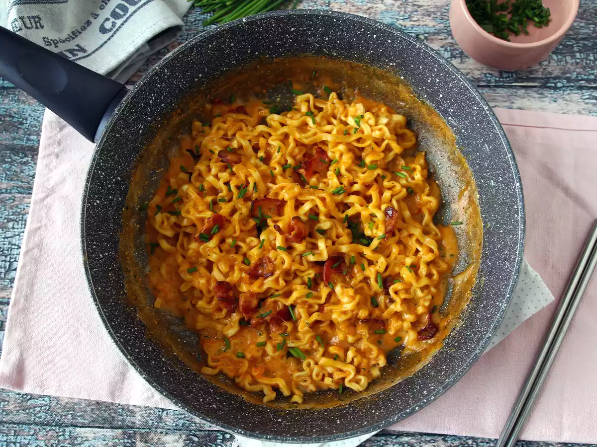 Hvordan laver man Buldak-nudler med carbonara-smag? Den bedste opskrift! - foto 6