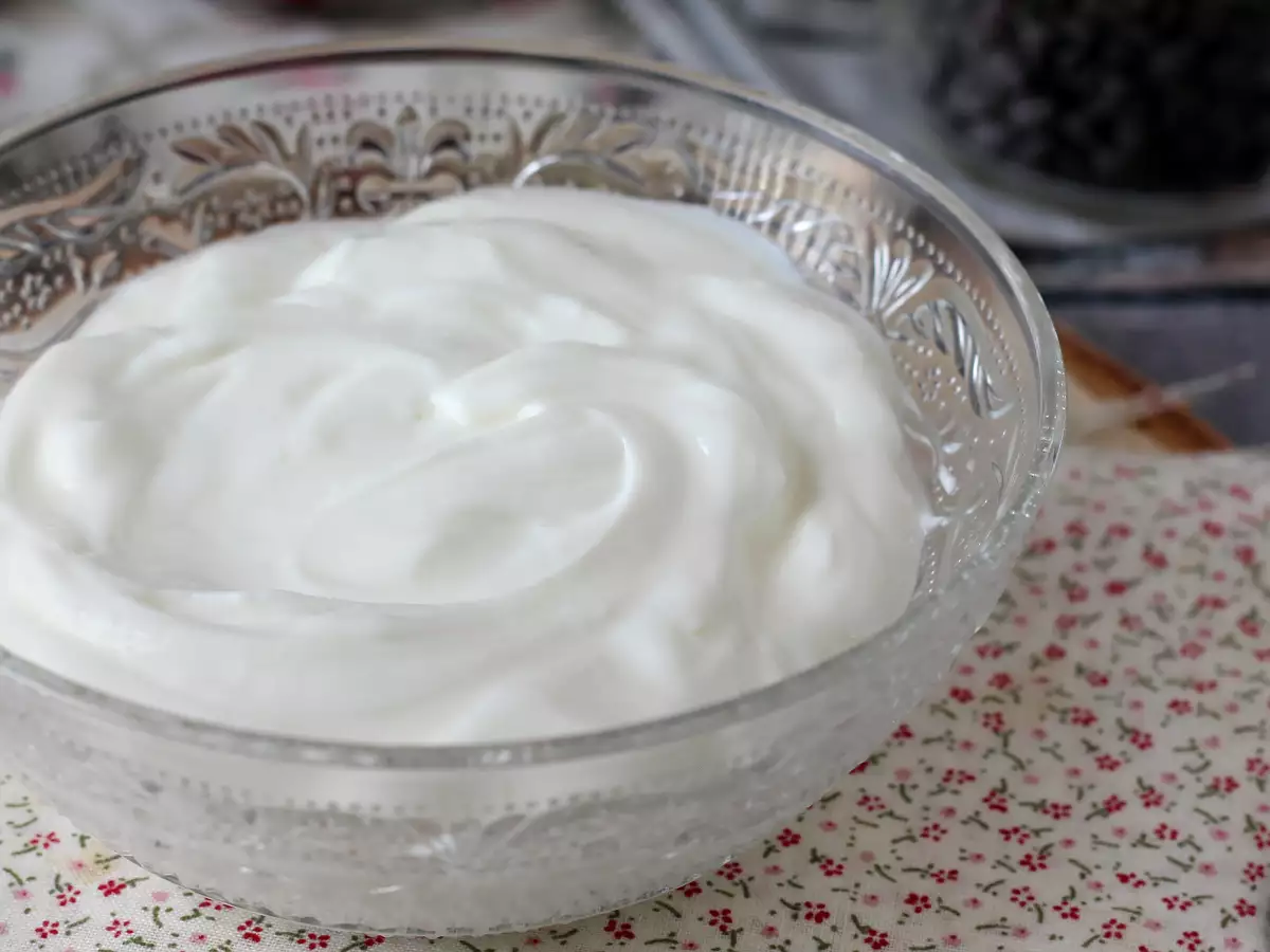 Hvordan laver man hjemmelavet skyr? En nem og billig opskrift! - foto 3