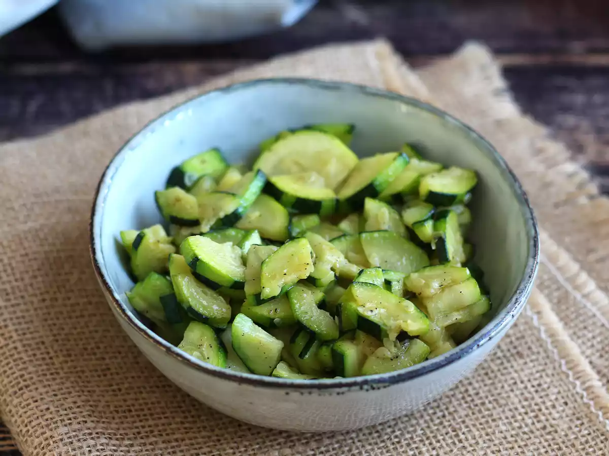 Hvordan steger jeg courgetter på panden? - foto 4