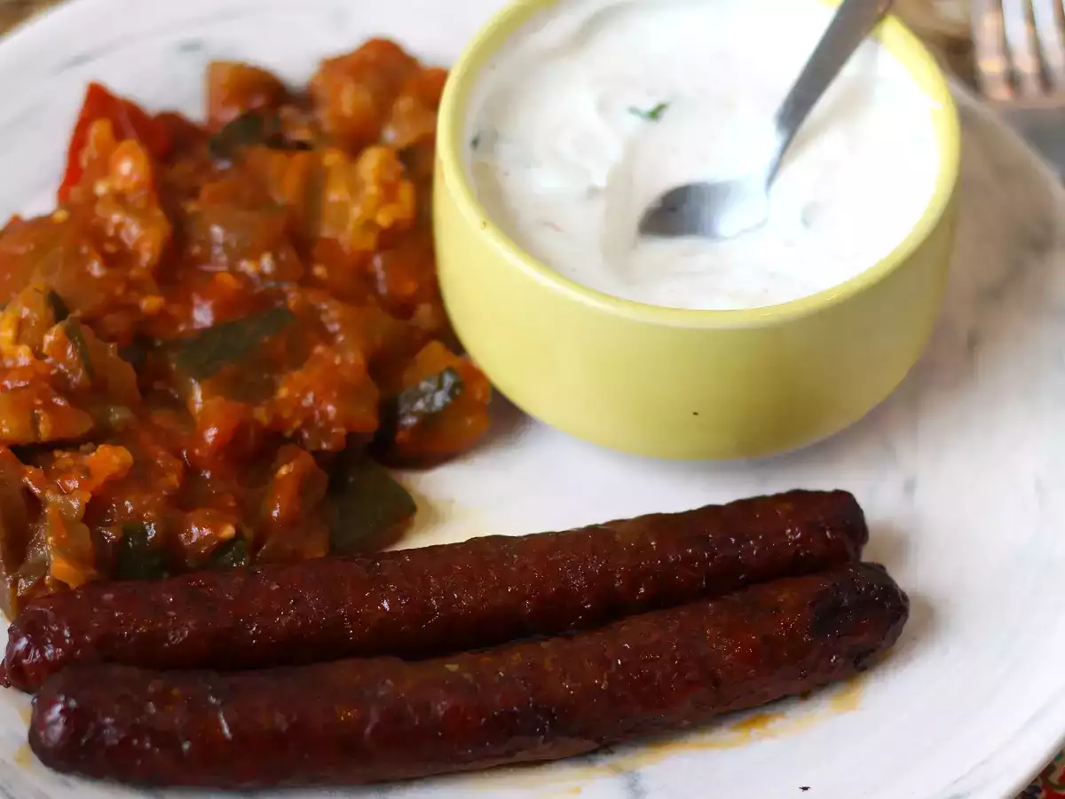 Hvordan tilbereder man merguez-pølser i en airfryer? - foto 3