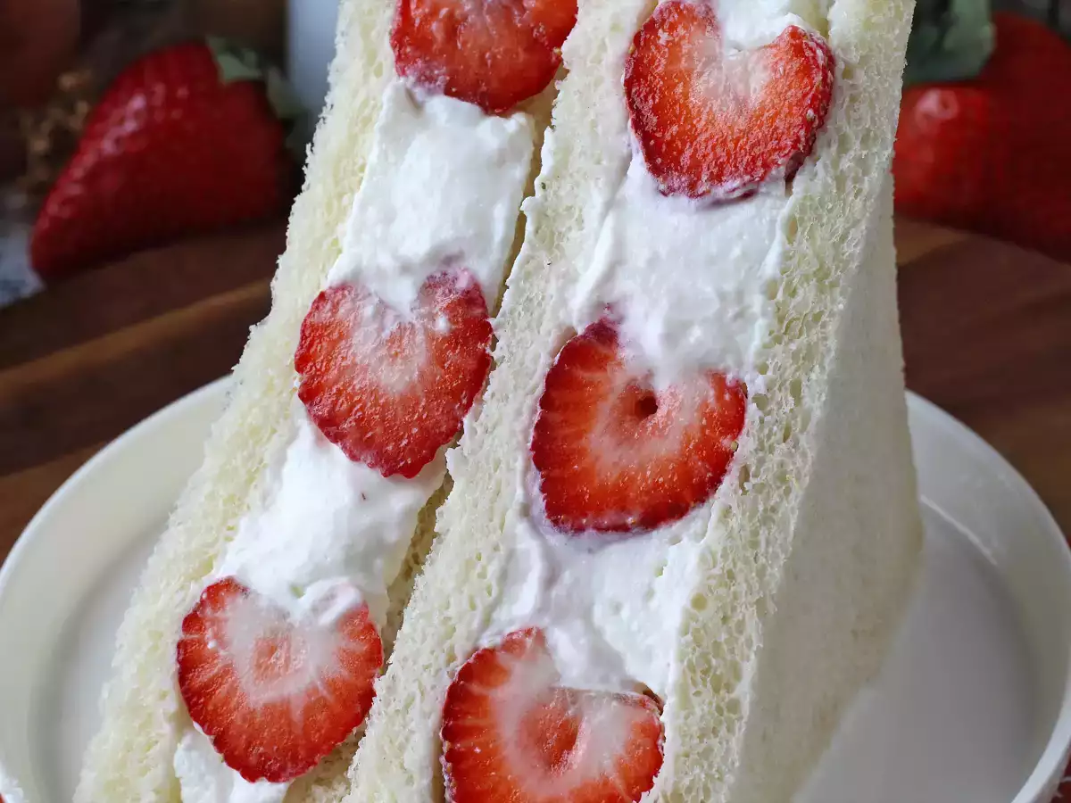 Ichigo sando, den japanske jordbærsandwich! - foto 3