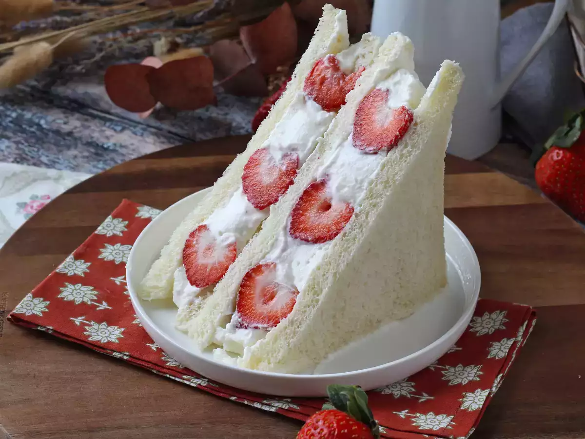 Ichigo sando, den japanske jordbærsandwich! - foto 6