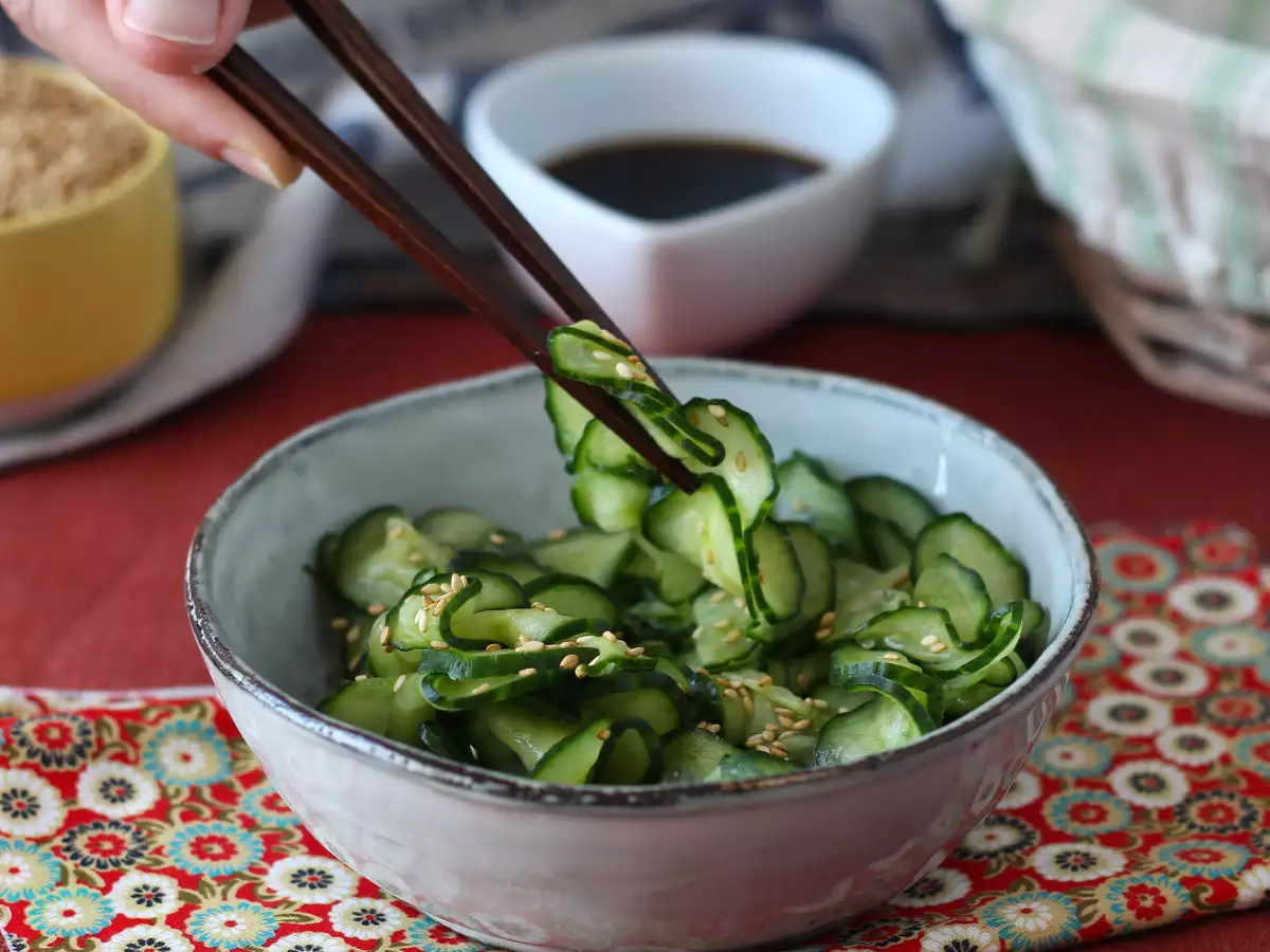 Japansk syltet agurkesalat – Sunomono
