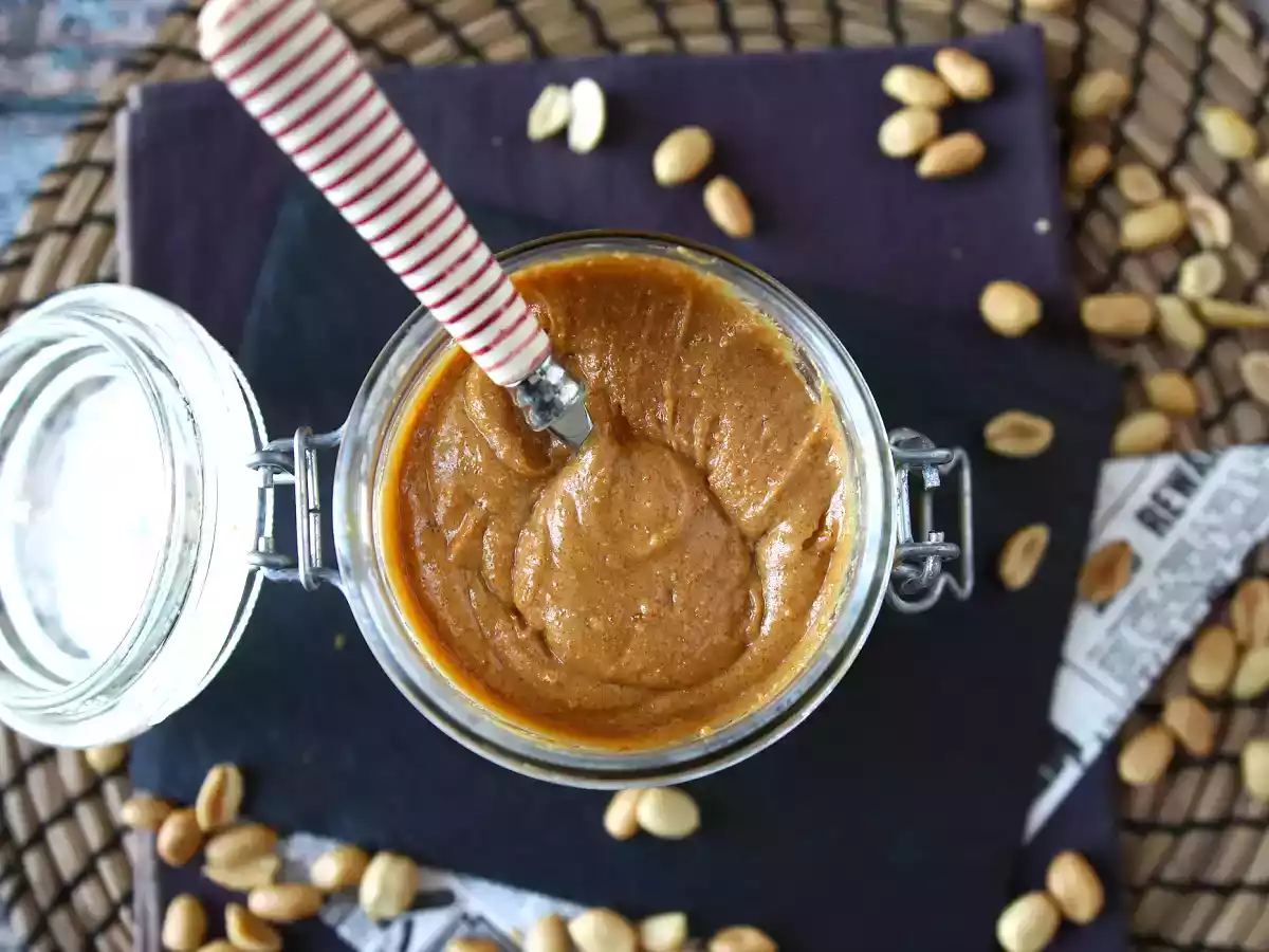 Jordnøddepraliné, perfekt til at gense kager! - foto 5