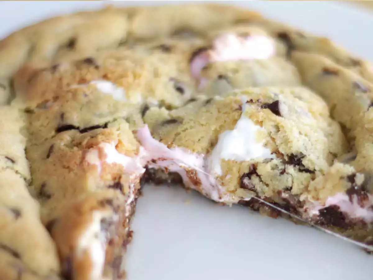 Kæmpe cookie-kage med skumfiduser - foto 2