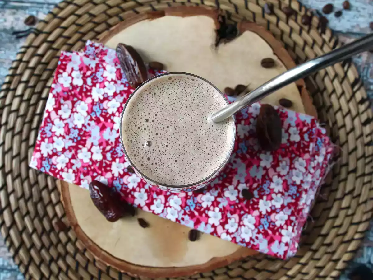 Kaffe og dadelsmoothie til at vække dig! - foto 5