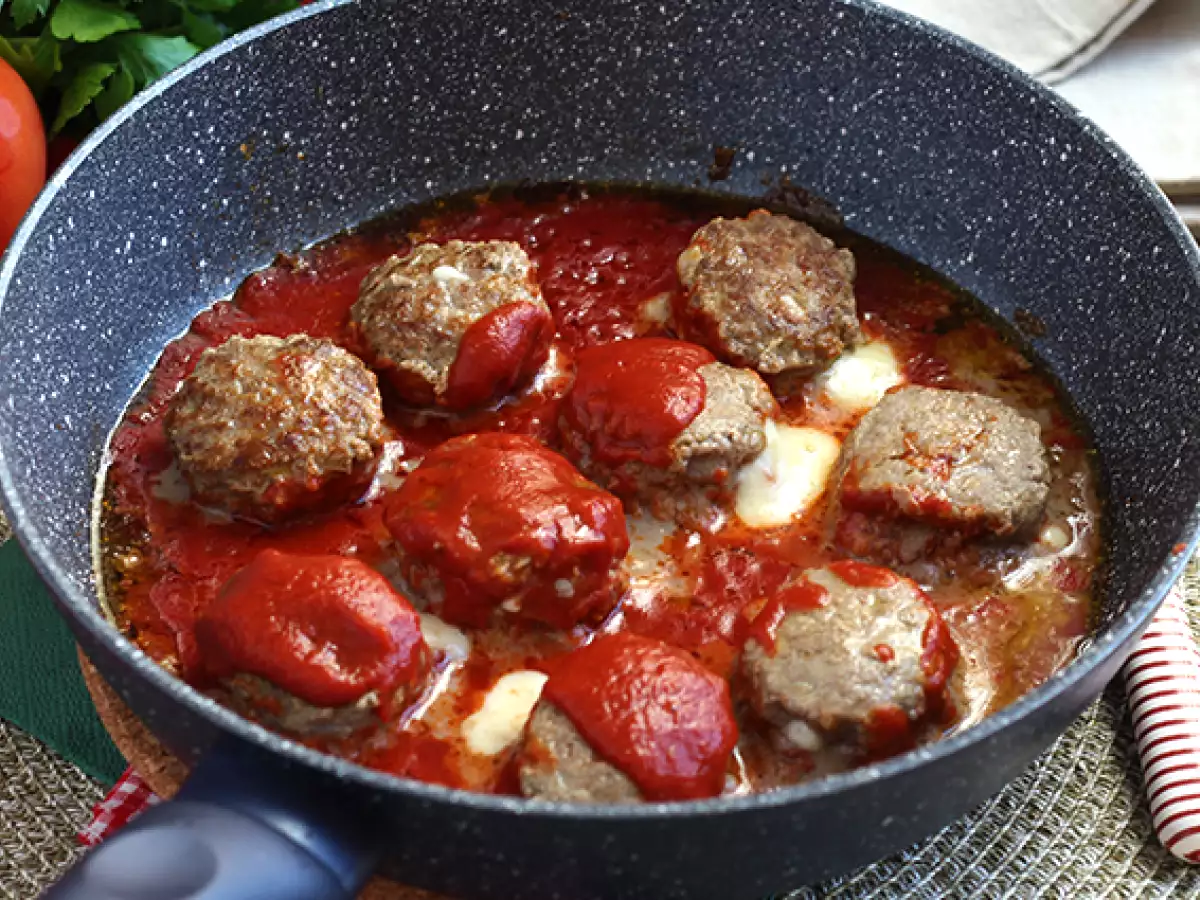 Kalvekødboller fyldt med mozzarella - foto 4