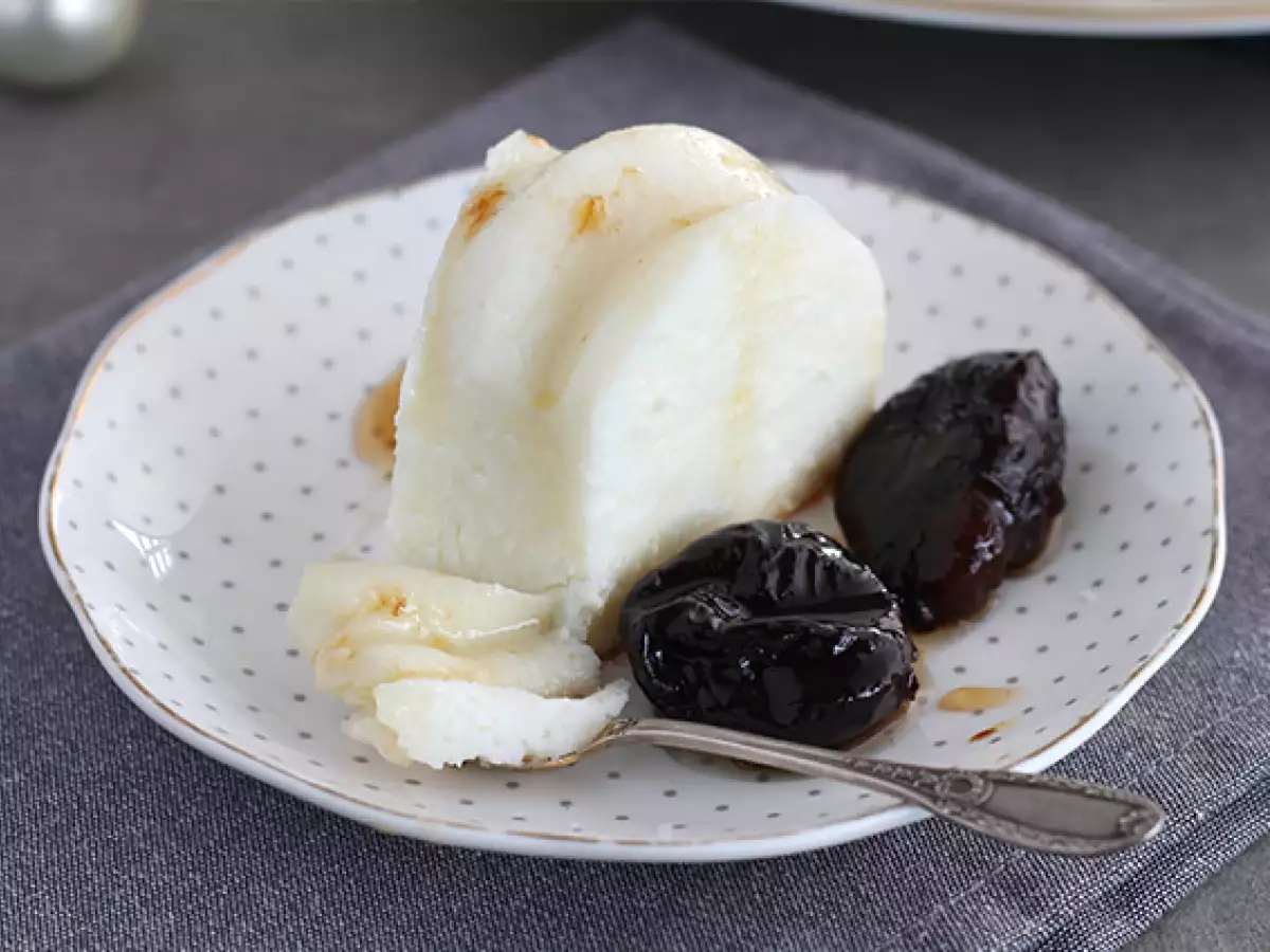 Kokosblancmange med sveskecoulis - foto 3