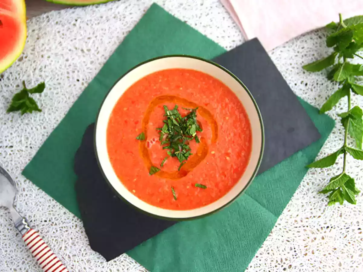 Kold vandmelon- og tomatsuppe - foto 4