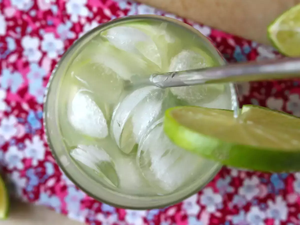Lemon Caipirinha: den brasilianske drink, der er nem at lave uden en cocktailshaker - foto 3