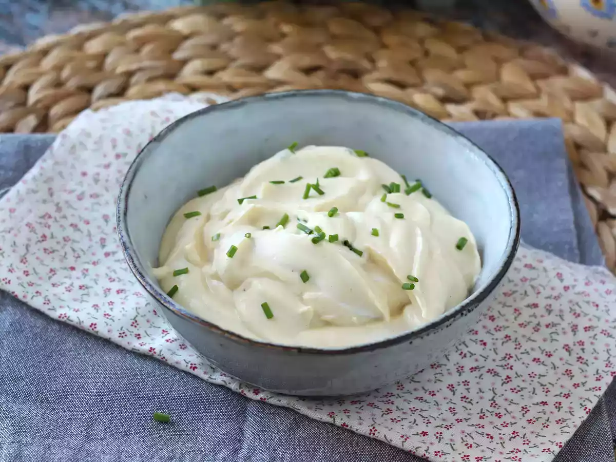 Let mayonnaise med hårdkogte æg og uden olie! Perfekt, når du ikke kan spise rå æg! - foto 5