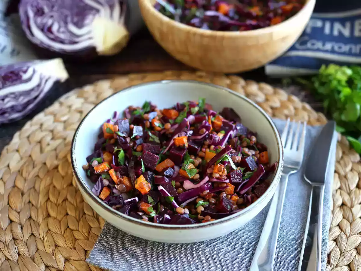 Linsesalat, butternut, rødkål, rødbede og persille (perfekt til efterår/vinter) - foto 3