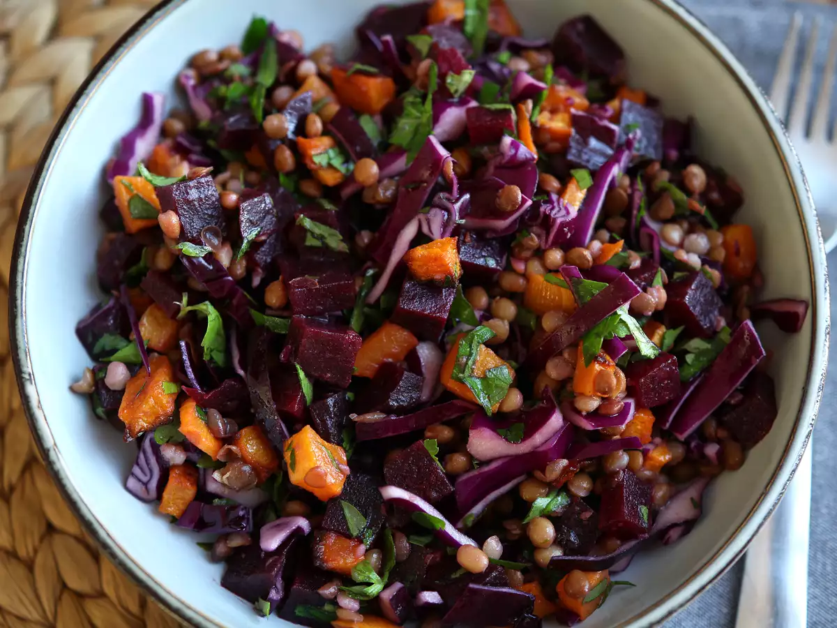 Linsesalat med butternutsquash, rødkål, rødbede og persille (perfekt til efterår og vinter) - foto 4