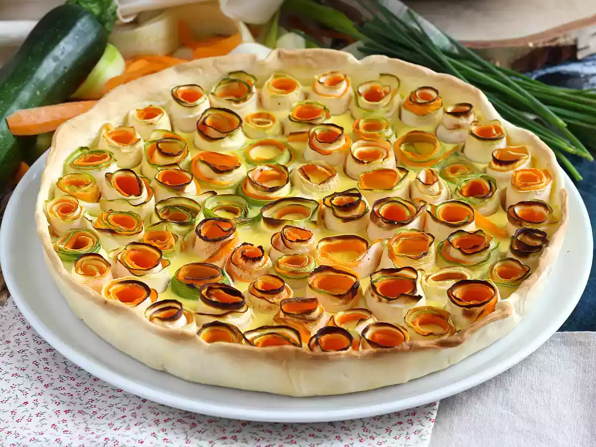 Lyserød courgette- og gulerodsquiche - foto 2