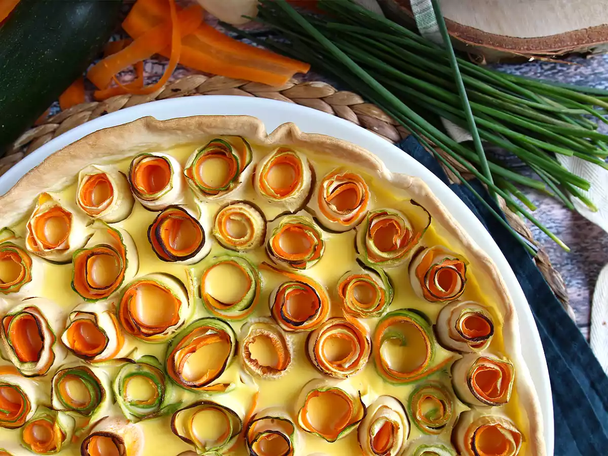 Lyserød courgette- og gulerodsquiche - foto 5