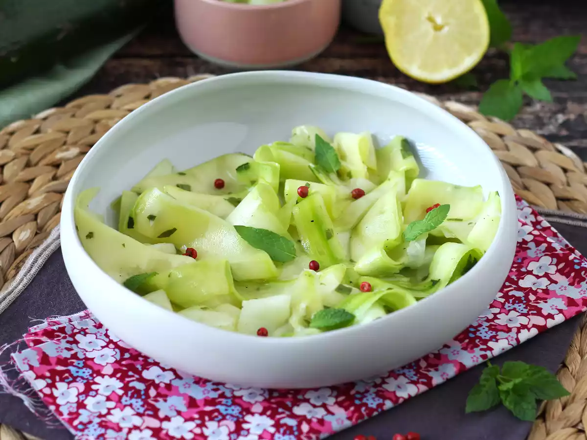 Marinerede courgetter, den perfekte grøntsagscarpaccio til sommeren!