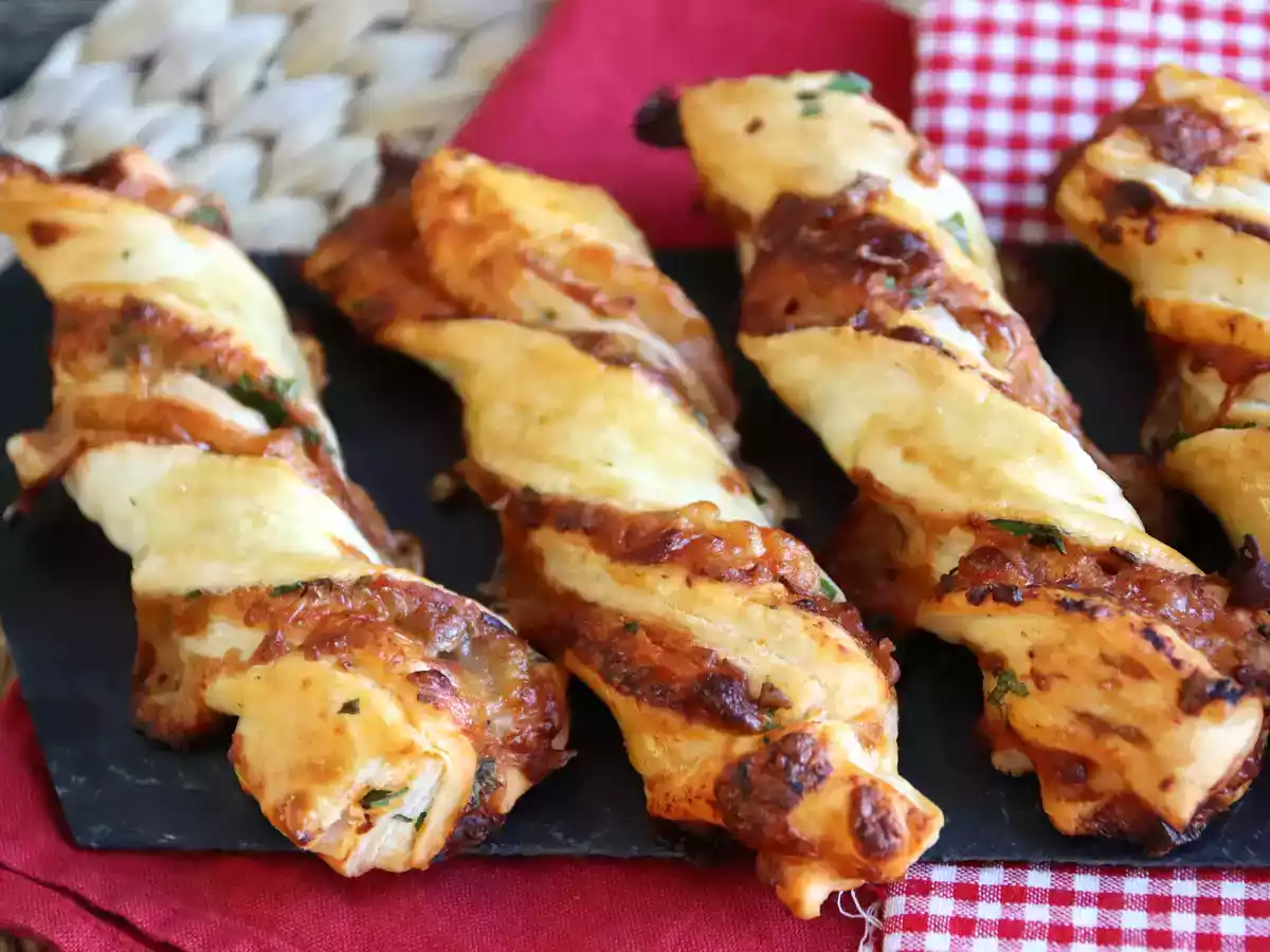 Maxi butterdejstwists (tomat, skinke, mozzarella, persille) - foto 2