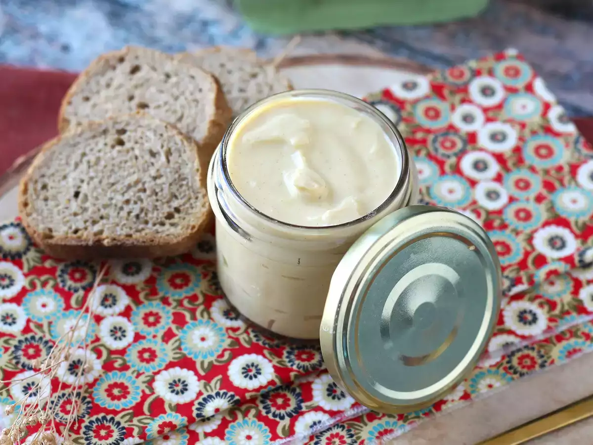 Mayonnaise med kogt ægprotein: let, velsmagende og oliefri - foto 4