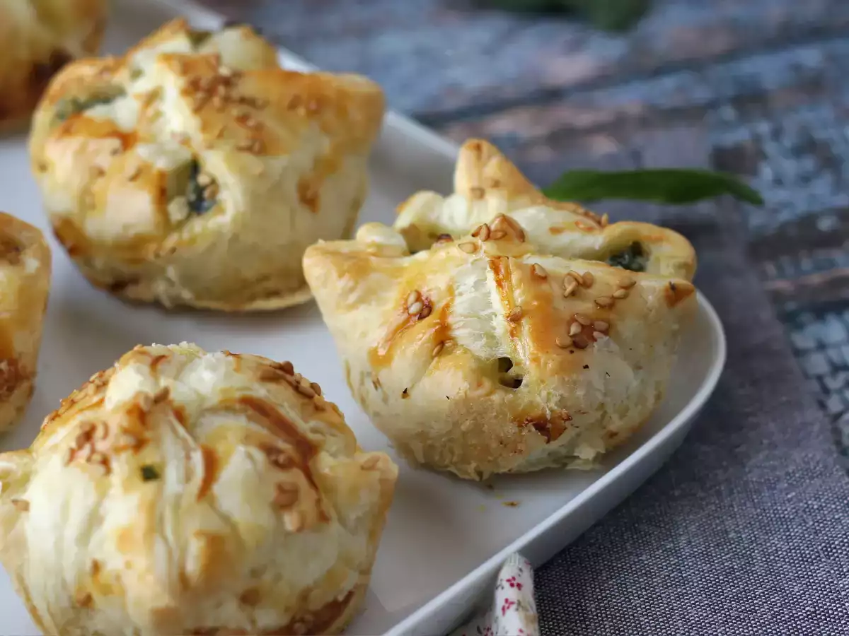Mini butterdejspakker med spinat og gedeost - foto 7