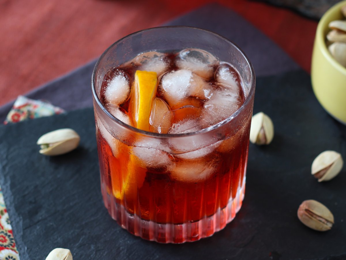 Negroni: opskriften med de rigtige doser til at lave den derhjemme - foto 2