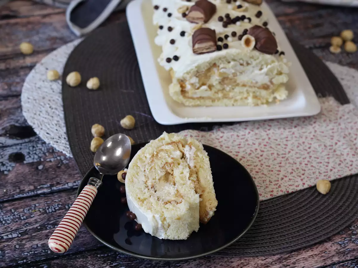 Nem Kinder Bueno-rullekage – perfekt som fødselsdagskage eller juleroulade! - foto 5
