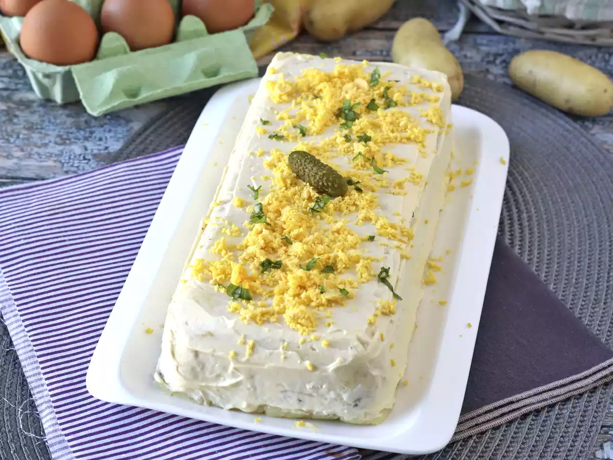 Nem kold kartoffelkage uden bagning med tun og mayonnaise - foto 2