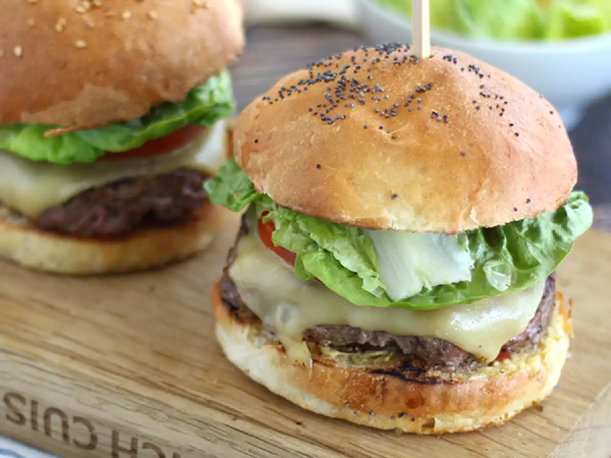 Nem og hurtig hjemmelavet burger - foto 2