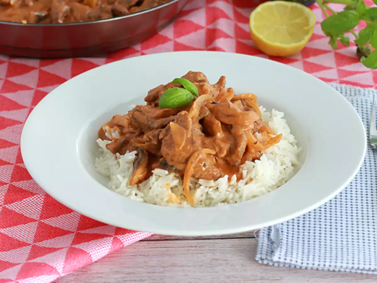 Nem og hurtig Stroganoff med oksekød