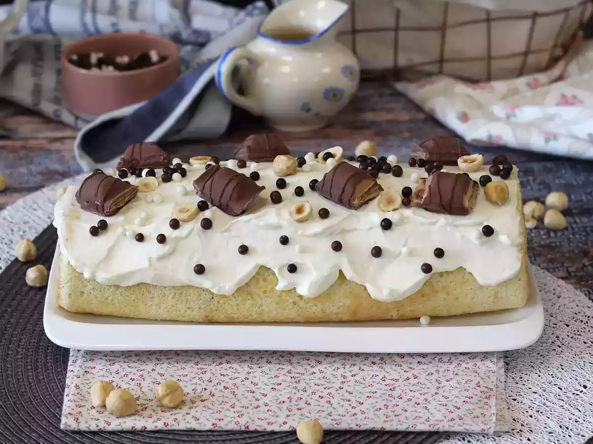 Nem rulle med Kinder Bueno-smag, perfekt som fødselsdagskage eller julekugle!