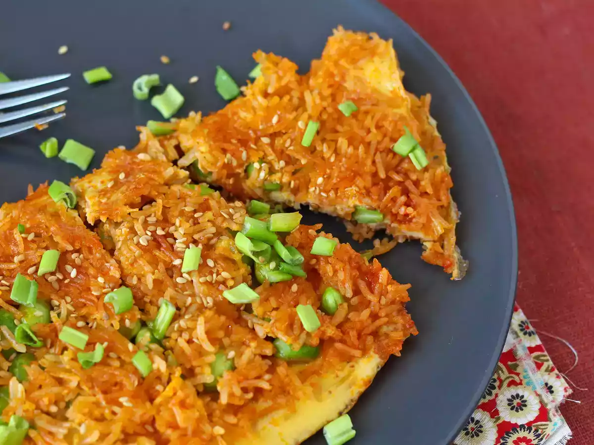 Omelet med sprøde ris og sojabønner, et krydret måltid, der er hurtigt og affaldsfrit! - foto 4
