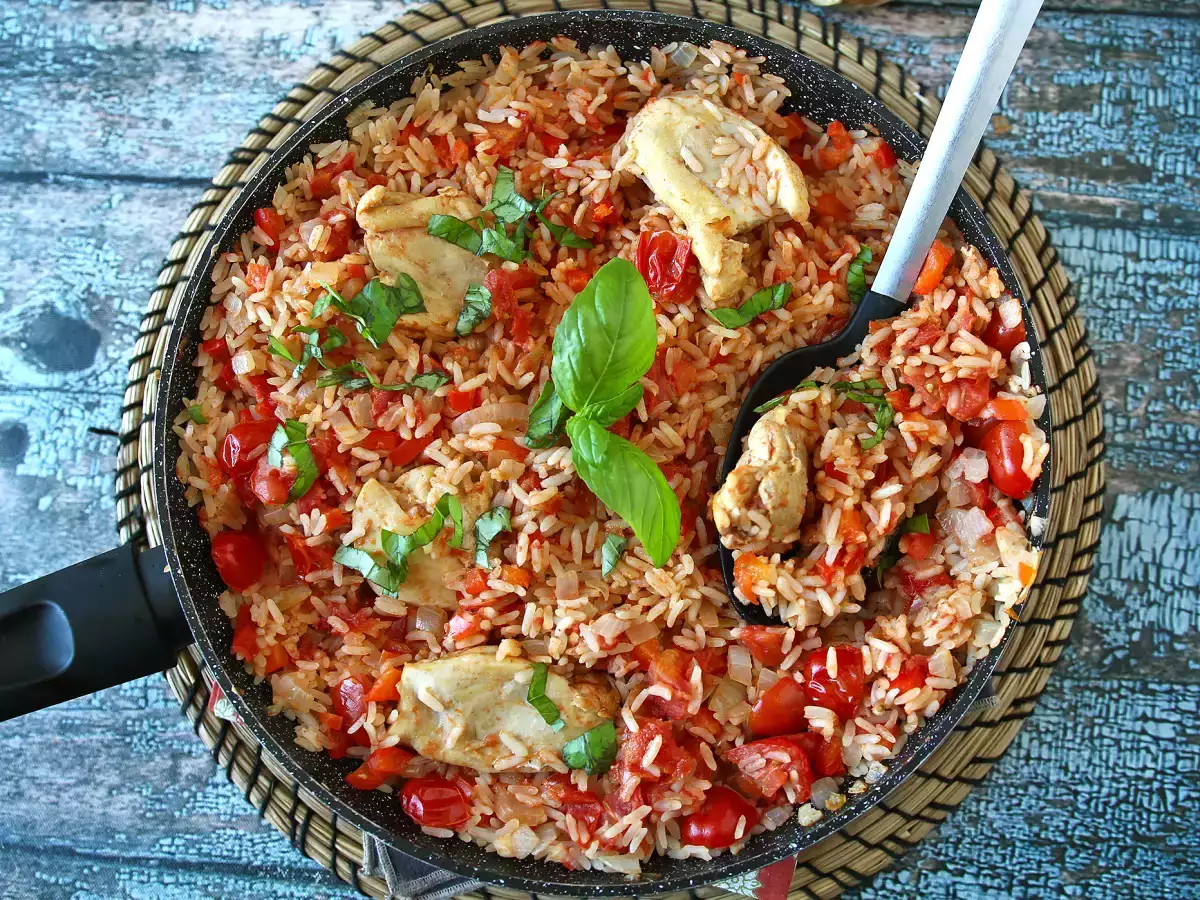 One pot med kylling, ris med tomat og peberfrugt - foto 5