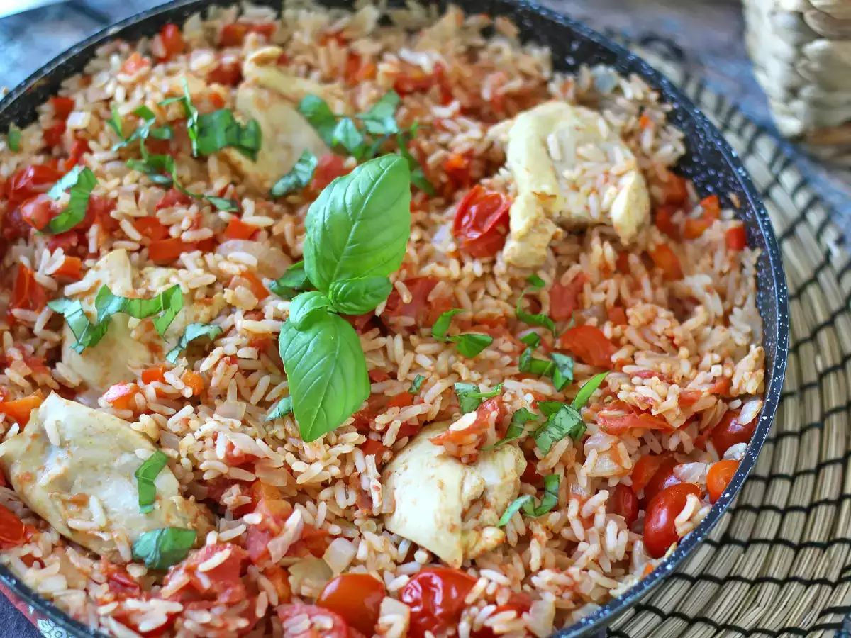 One pot med kylling, ris med tomat og peberfrugt - foto 6